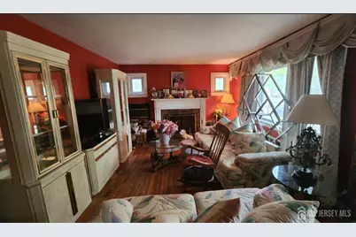 1610 West Seventh Street, Piscataway Township, NJ 08854 - Photo 5