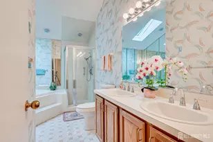 73 Chatsworth Ct, Edison, NJ 08820 - Photo 25