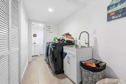 245 W 3 Avenue, Roselle, NJ 07203 - Photo 23