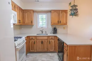 21 Rutland Ln, Monroe Township, NJ 08831 - Photo 23