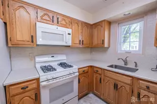 21 Rutland Ln, Monroe Township, NJ 08831 - Photo 25