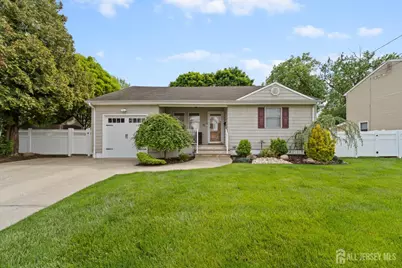 31 Middlehill Road, Middlesex, NJ 07067 - Photo 1