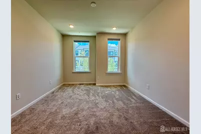 614 Sadie Circle, New Brunswick, NJ 08901 - Photo 19