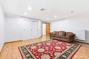 343 McKinley Ave, Edison, NJ 08820 - Photo 41