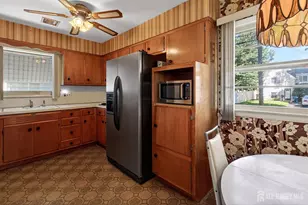 35 SE Nassau St, Clark Township, NJ 07066 - Photo 7