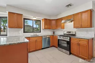 16 Cutter Ave, Edison, NJ 08820 - Photo 3