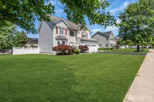 10 Beacon Pl, Old Bridge Township, NJ 08857 - Photo 7