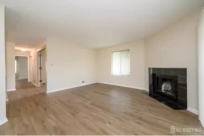 7 Carriage Place, Edison, NJ 08820 - Photo 7