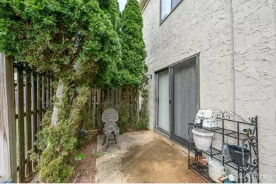 7 Carriage Place, Edison, NJ 08820 - Photo 23