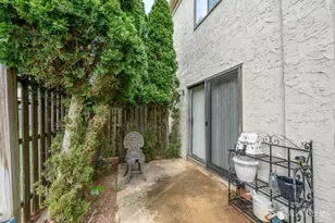 7 Carriage Pl, Edison, NJ 08820 - Photo 23