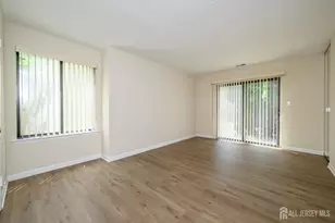 7 Carriage Pl, Edison, NJ 08820 - Photo 17