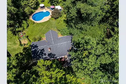 9 Clive Hills Road, Edison, NJ 08820 - Photo 5
