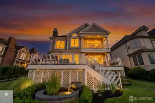 23 Lighthouse Dr, South Amboy, NJ 08879 - Photo 5