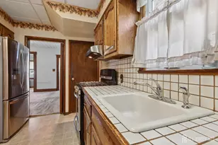 7 Johnson Pl, South River, NJ 08882 - Photo 9