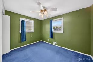 95 Pine St, Iselin, NJ 08830 - Photo 23