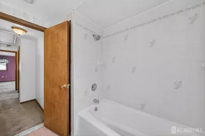 95 Pine Street, Iselin, NJ 08830 - Photo 11