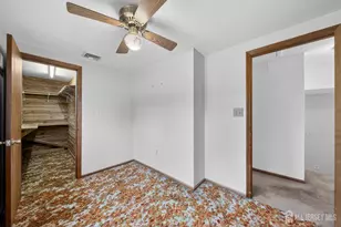 95 Pine St, Iselin, NJ 08830 - Photo 9