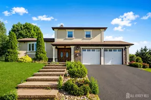 41 Fanwood Dr, Sayreville, NJ 08872 - Photo 1