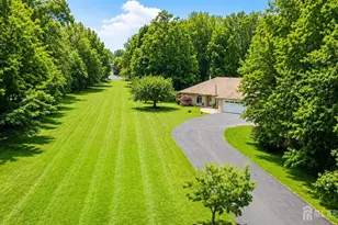93 Sand Hills Rd, South Brunswick Township, NJ 08824 - Photo 3
