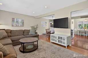 38 Bruce Ct, Milltown, NJ 08850 - Photo 3