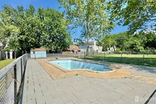19 Library Pl, Edison, NJ 08820 - Photo 23