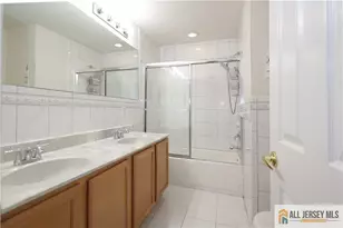 125 Adamecs Way, South Amboy, NJ 08879 - Photo 15