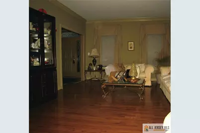 2 Colonial Court, Plainsboro Township, NJ 08536 - Photo 5