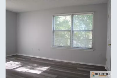 152 Darwin Lane, North Brunswick Township, NJ 08902 - Photo 9