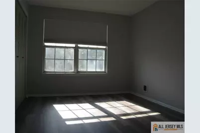 152 Darwin Lane, North Brunswick Township, NJ 08902 - Photo 7