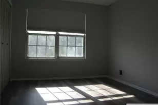 152 Darwin Ln, North Brunswick Township, NJ 08902 - Photo 7