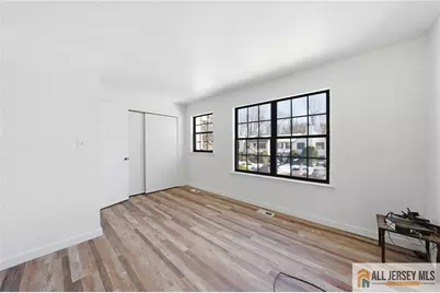 303 Maplecrest Road, Edison, NJ 08820 - Photo 21