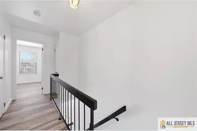 303 Maplecrest Road, Edison, NJ 08820 - Photo 31