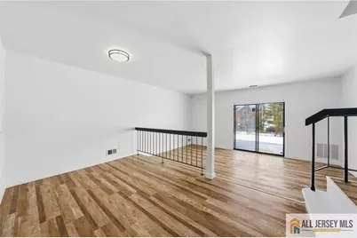 303 Maplecrest Road, Edison, NJ 08820 - Photo 13