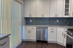 12 Covington Ct, East Brunswick Township, NJ 08816 - Photo 3