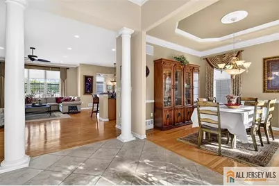 18 Hogan Way, Monroe Township, NJ 08831 - Photo 9