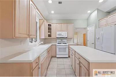 31 Whitehall Road, Monroe Township, NJ 08831 - Photo 13