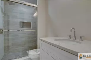 16 Alexander Hamilton Ct, Monroe Township, NJ 08831 - Photo 15