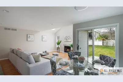 4 Maureen Court, Edison, NJ 08820 - Photo 11