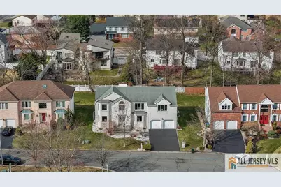 4 Maureen Court, Edison, NJ 08820 - Photo 3