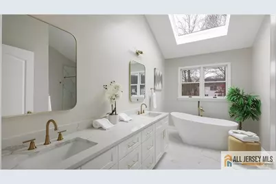 4 Maureen Court, Edison, NJ 08820 - Photo 27