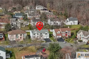 4 Maureen Ct, Edison, NJ 08820 - Photo 49