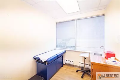 2 State Route 27 Highway #100, Edison, NJ 08820 - Photo 49