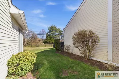1213 Lindera Plaza #B, Monroe Township, NJ 08831 - Photo 23