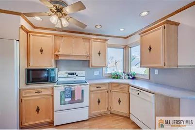 31 Marie Road, Fords, NJ 08863 - Photo 17