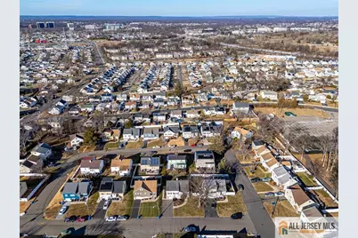 31 Marie Road, Fords, NJ 08863 - Photo 5