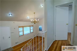[Address not provided], Iselin, NJ 08830 - Photo 9