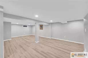 10 Dancaster Ct, Sayreville, NJ 08872 - Photo 29