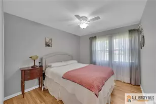 10 Dancaster Ct, Sayreville, NJ 08872 - Photo 25