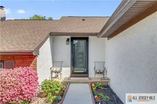 10 Dancaster Ct, Sayreville, NJ 08872 - Photo 5