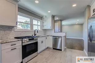 21 Monroe Ave, Carteret, NJ 07008 - Photo 9